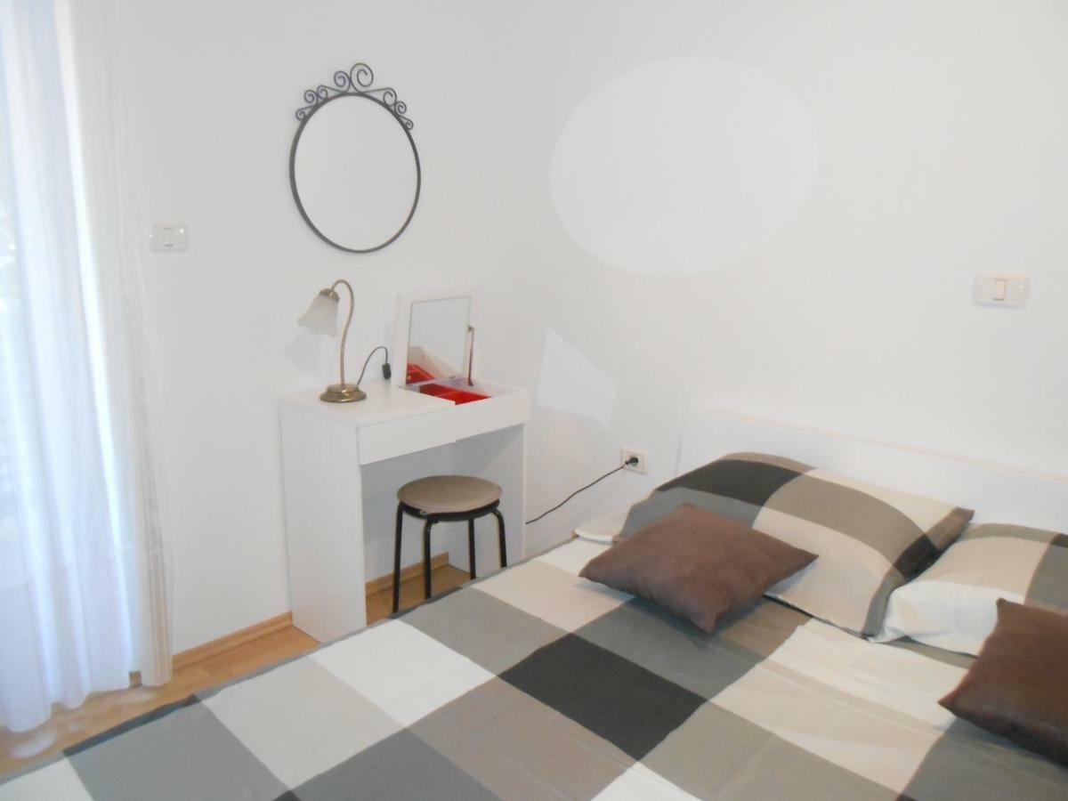 Apartman Snježana Apartment Fazana Bagian luar foto